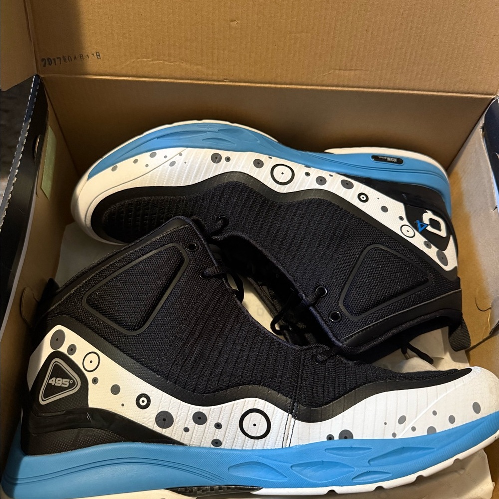 Q4 Sports Shoes Size 12.5M Aster White, Blue, Black Q4 MB-015 Brand New in Box